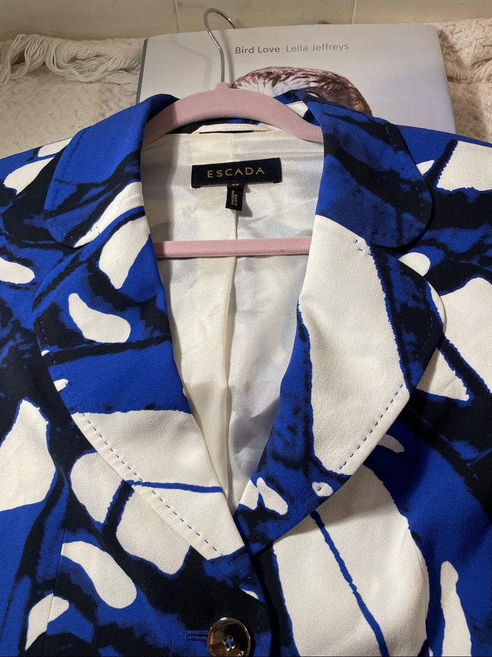 Escada Abstract Print Blazer Electric Blue & White Size Medium - Picture 7 of 12